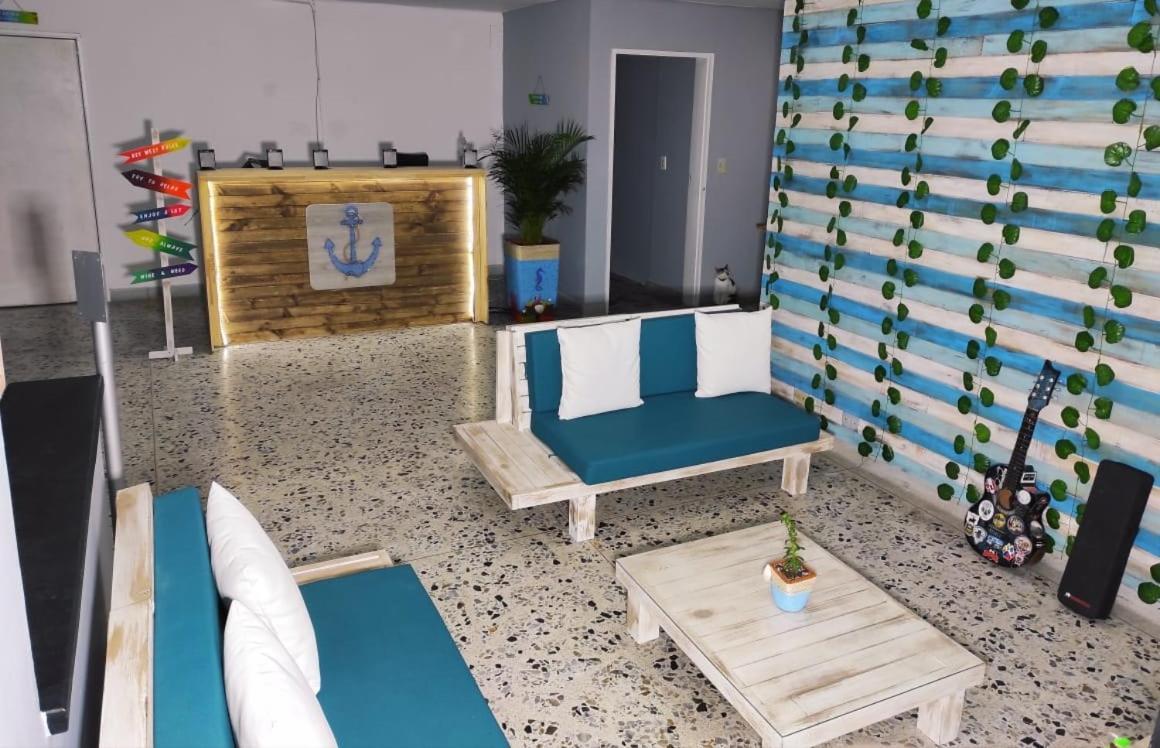 Key West Hostel Medellin Ngoại thất bức ảnh