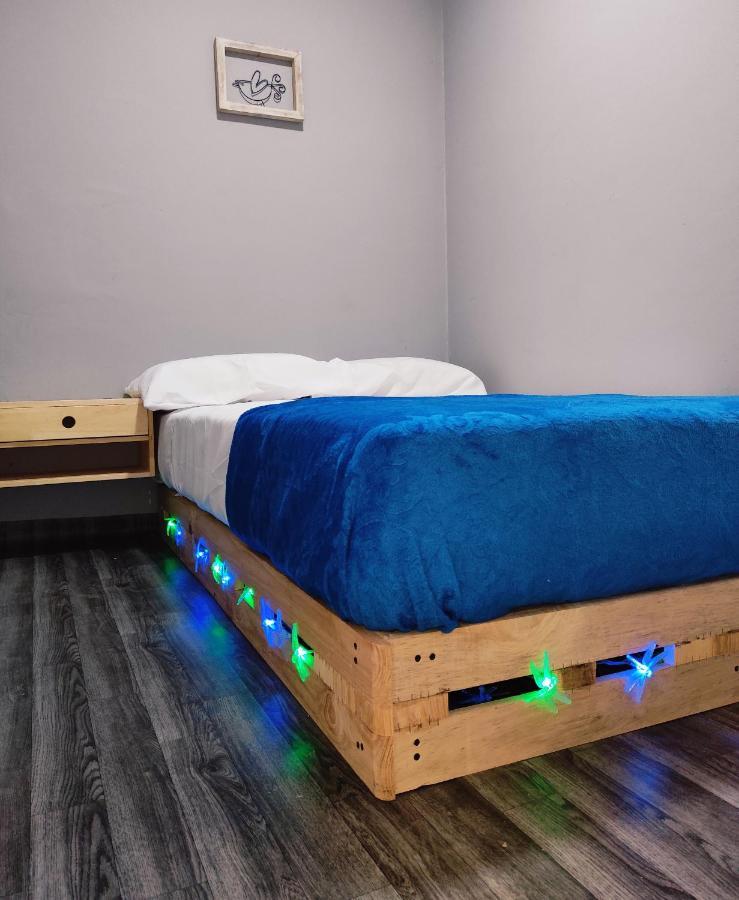 Key West Hostel Medellin Ngoại thất bức ảnh