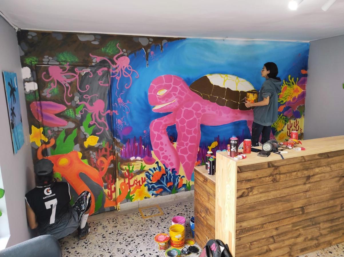 Key West Hostel Medellin Ngoại thất bức ảnh