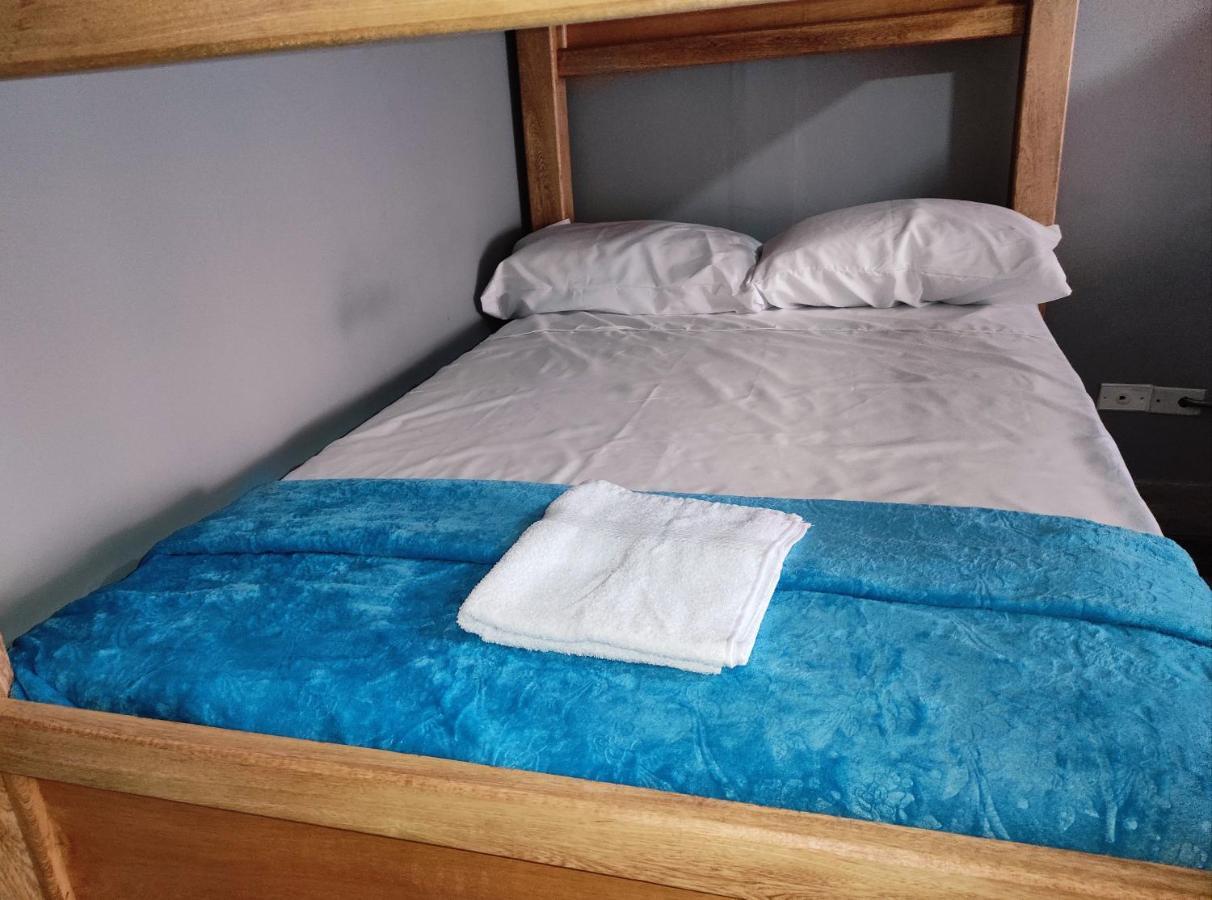 Key West Hostel Medellin Ngoại thất bức ảnh