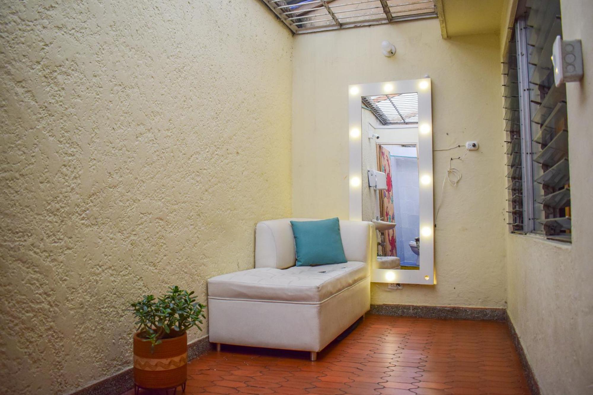 Key West Hostel Medellin Ngoại thất bức ảnh