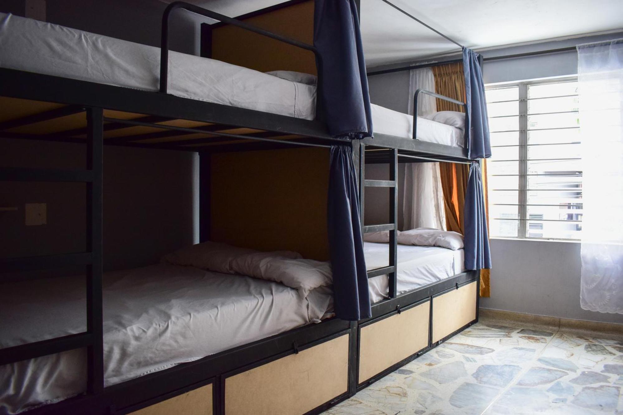 Key West Hostel Medellin Phòng bức ảnh